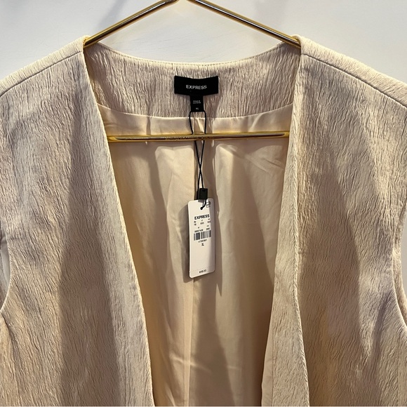 Express NWT Women's Cream Oversized Sleeveless Jacket - Picture 7 of 8